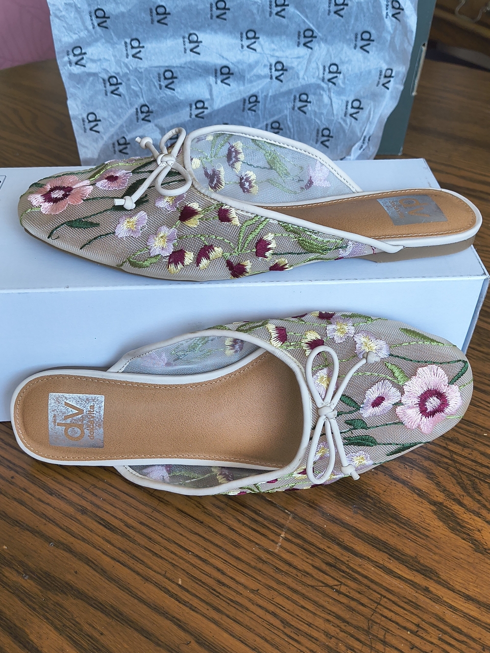 DV by Dolce Vita Misti Beige Floral Embroidered Slip-On Mules